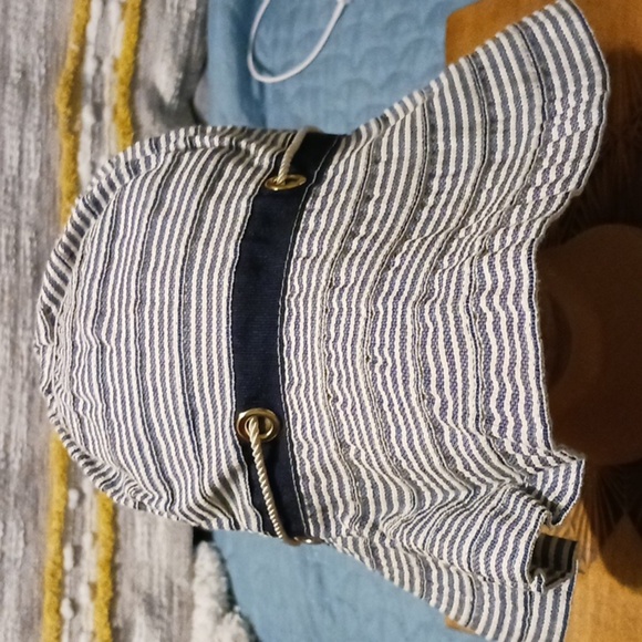 Hats & Dreams Pinstripe Hat Made in Italy- NWT - Picture 1 of 7